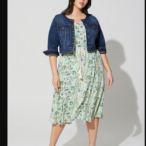 TORRID Jean Jacket Women's Size 3XL Blue Denim Round Neckline Pockets - Picture 2 of 10